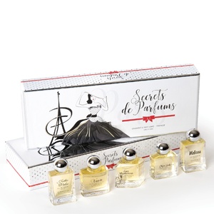 COFFRET SECRETS DE PARFUMS Coffret de 5 miniatures d'Eaux de Parfum 